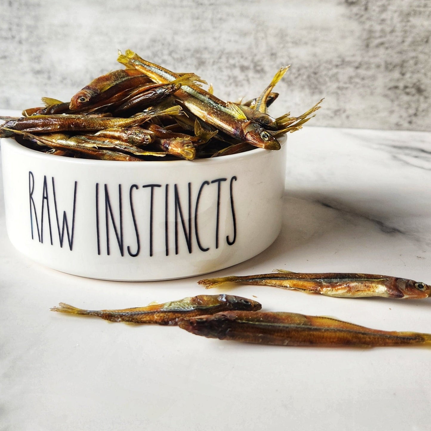Raw Instincts Dehydrated Atlantic Silverside Fish Treats for Cats & Dogs - 1.7 oz
