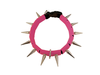 CoyoteCollar Spiked Dog Collar – Adjustable Neck Protection