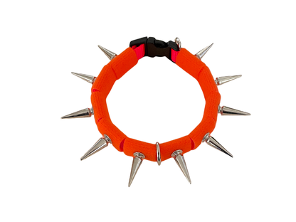 CoyoteCollar Spiked Dog Collar – Adjustable Neck Protection