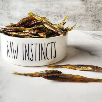 Raw Instincts Dehydrated Atlantic Silverside Fish Treats for Cats & Dogs - 1.7 oz